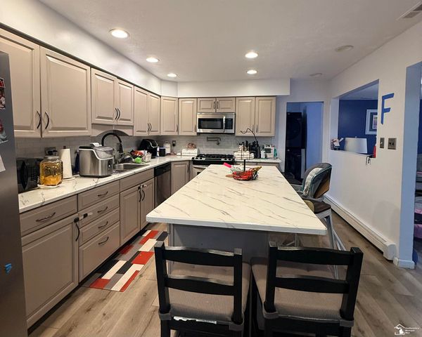 14510 Hannan Road, Van Buren Twp, MI 48174