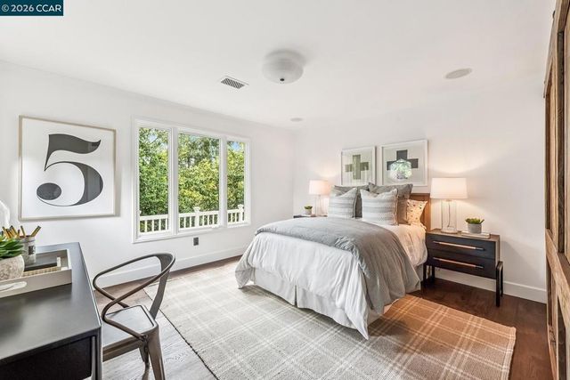 1089 Rahara Dr, Lafayette, CA 94549