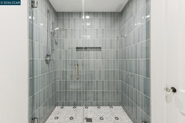 1089 Rahara Dr, Lafayette, CA 94549
