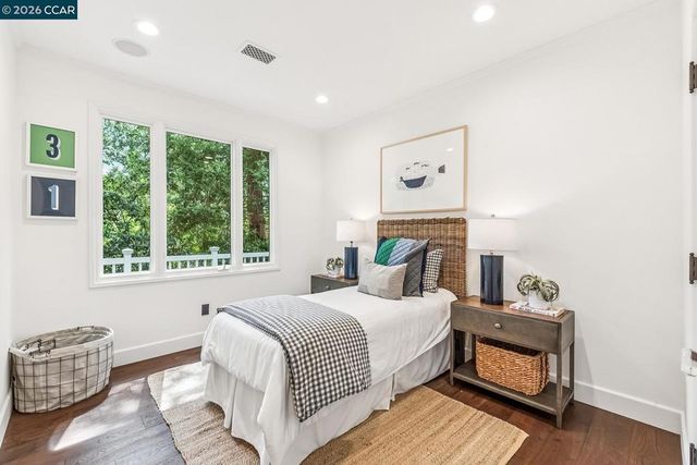 1089 Rahara Dr, Lafayette, CA 94549