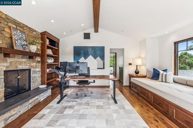 1089 Rahara Dr, Lafayette, CA 94549