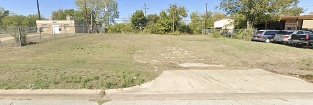 4149 Stanley Keller Road, Haltom City, TX 76117