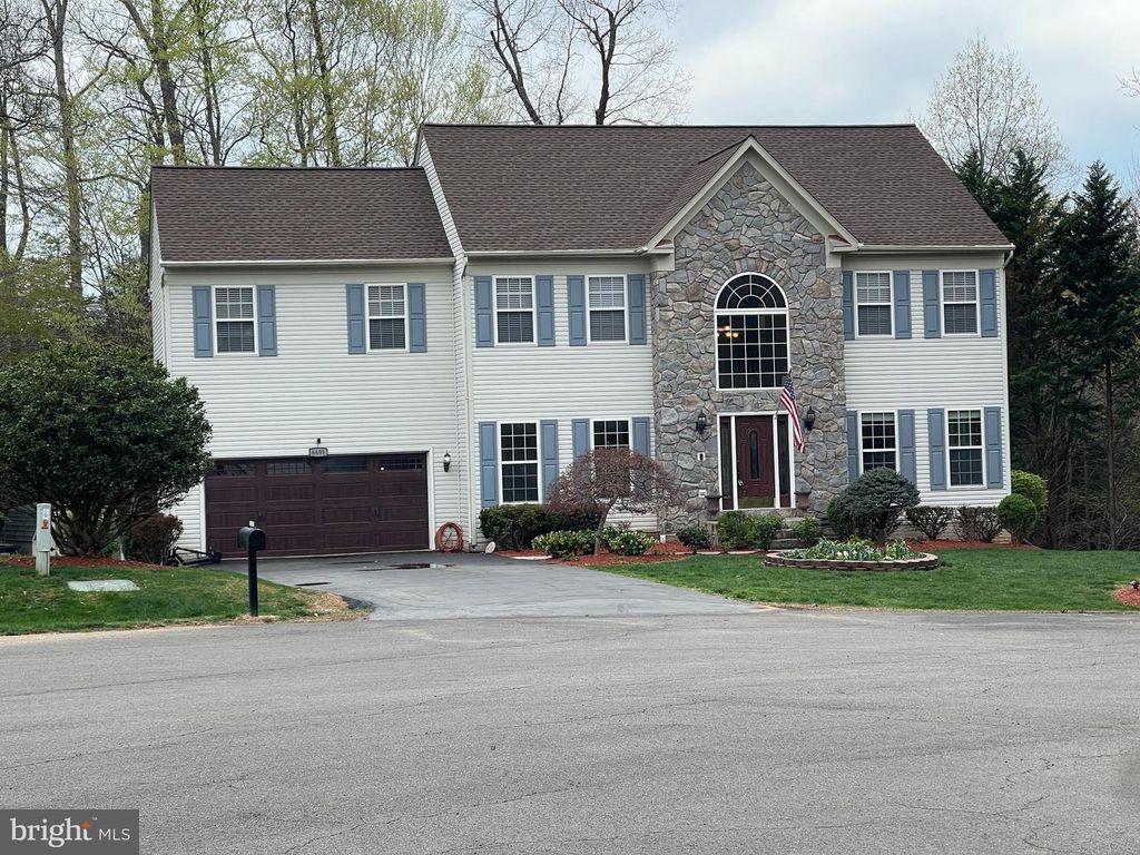6691 DEEP HOLLOW LN, Manassas, VA 20112