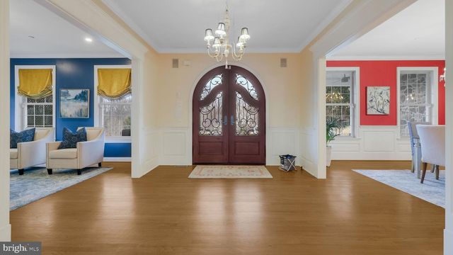 94 AUTUMN WOODS LN, Glen Mills, PA 19342