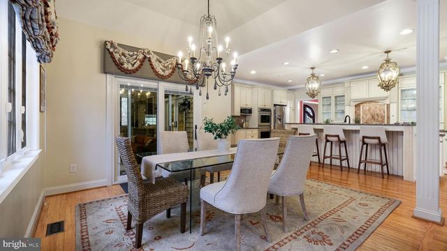 94 AUTUMN WOODS LN, Glen Mills, PA 19342