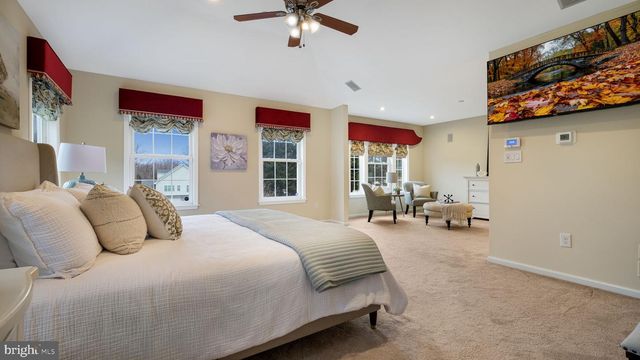 94 AUTUMN WOODS LN, Glen Mills, PA 19342