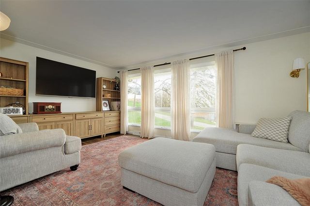 205 Fern Street, Chartiers, PA 15317