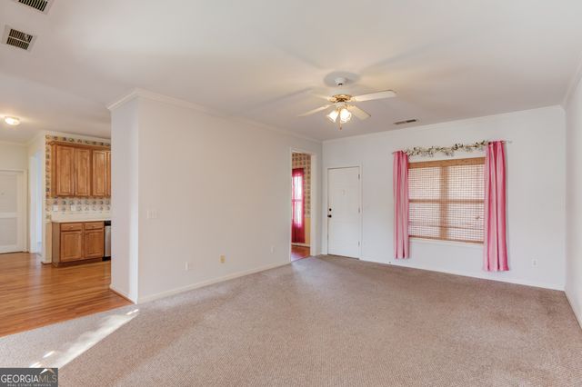 3322 Henderson View Court, Loganville, GA 30052