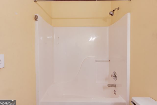 3322 Henderson View Court, Loganville, GA 30052