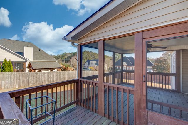 3322 Henderson View Court, Loganville, GA 30052