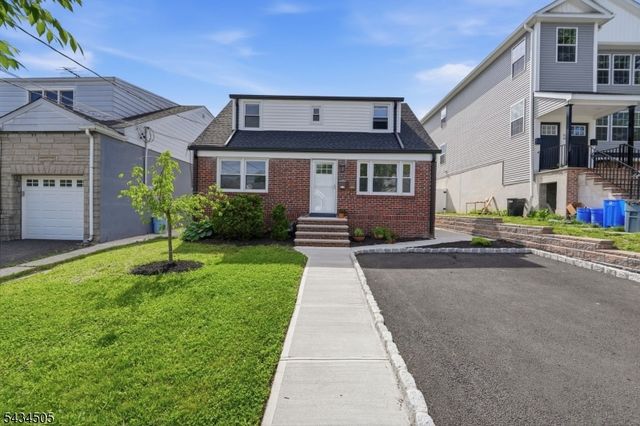 91 Charles St, Belleville Twp., NJ 07109