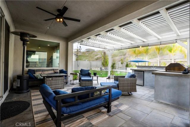 28604 Foothill, Saugus, CA 91350