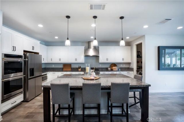 28604 Foothill, Saugus, CA 91350