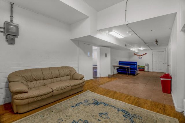 905 43rd Street, Galveston, TX 77550