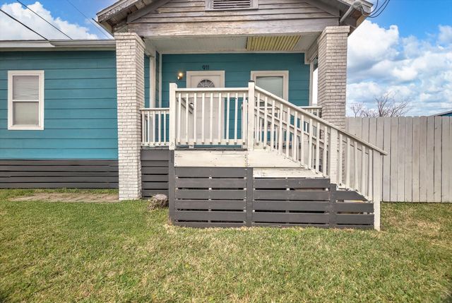 905 43rd Street, Galveston, TX 77550