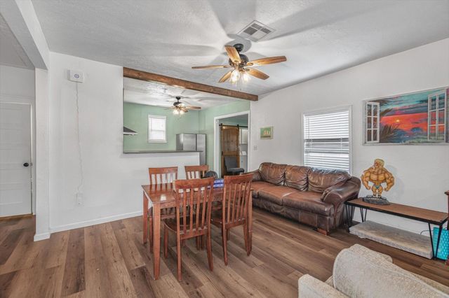 905 43rd Street, Galveston, TX 77550