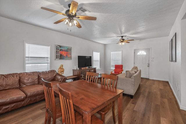 905 43rd Street, Galveston, TX 77550