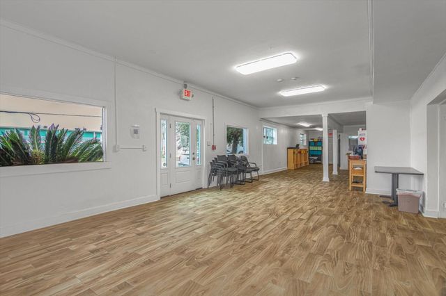 905 43rd Street, Galveston, TX 77550