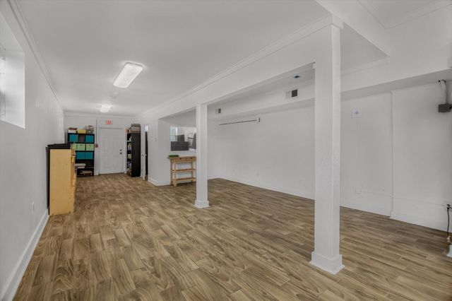 905 43rd Street, Galveston, TX 77550