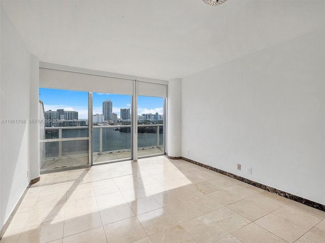 900 Bay Dr 1012, Miami Beach, FL 33141