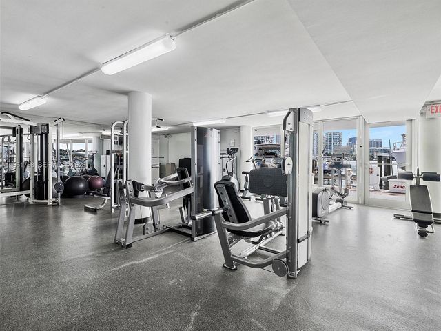 900 Bay Dr 1012, Miami Beach, FL 33141