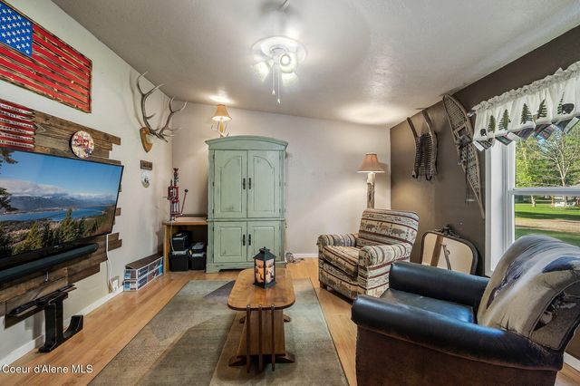 14069 E Twete RD, Athol, ID 83801