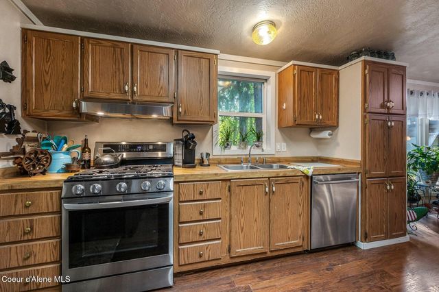 14069 E Twete RD, Athol, ID 83801