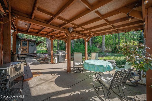 14069 E Twete RD, Athol, ID 83801