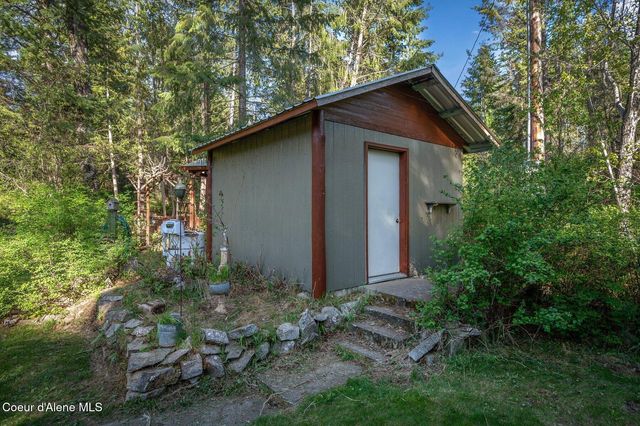 14069 E Twete RD, Athol, ID 83801