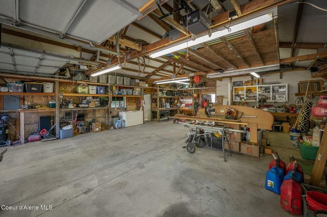 14069 E Twete RD, Athol, ID 83801