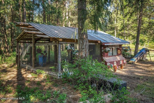 14069 E Twete RD, Athol, ID 83801
