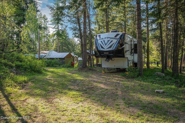 14069 E Twete RD, Athol, ID 83801