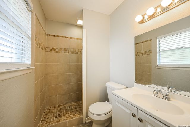 1802 Wilsons Creek, San Antonio, TX 78245