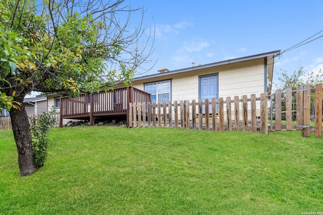 1802 Wilsons Creek, San Antonio, TX 78245