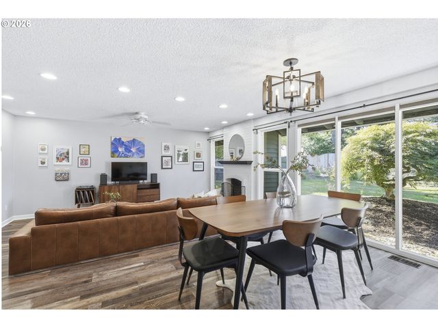 20190 Sw IMPERIAL St, Beaverton, OR 97003