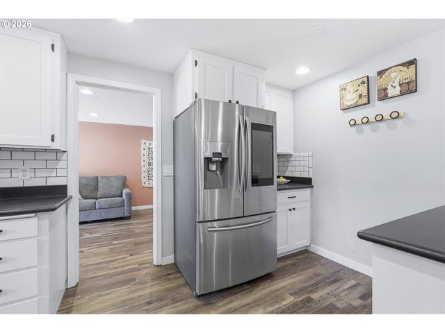 20190 Sw IMPERIAL St, Beaverton, OR 97003