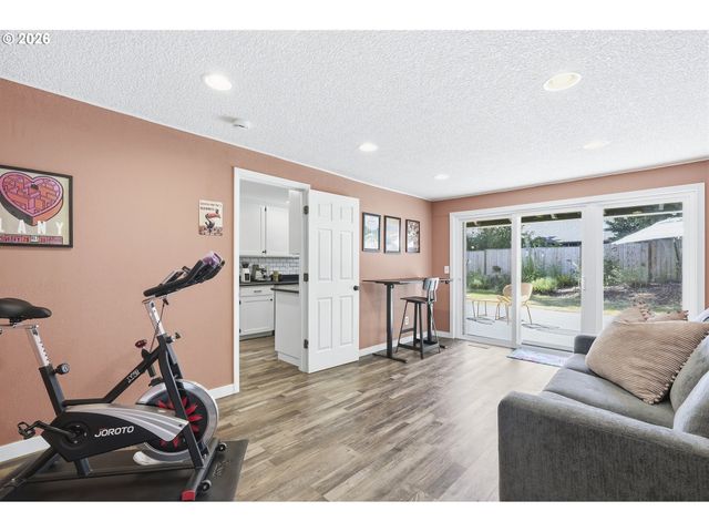 20190 Sw IMPERIAL St, Beaverton, OR 97003