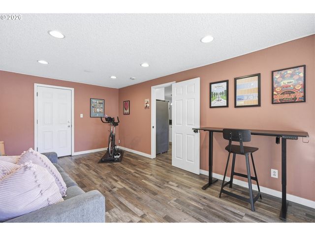 20190 Sw IMPERIAL St, Beaverton, OR 97003