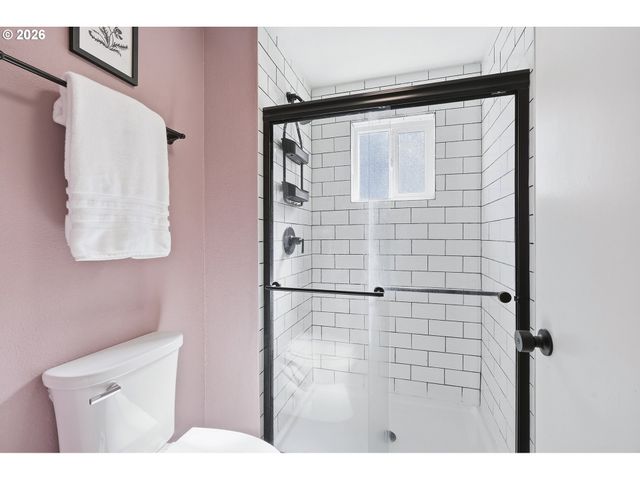 20190 Sw IMPERIAL St, Beaverton, OR 97003