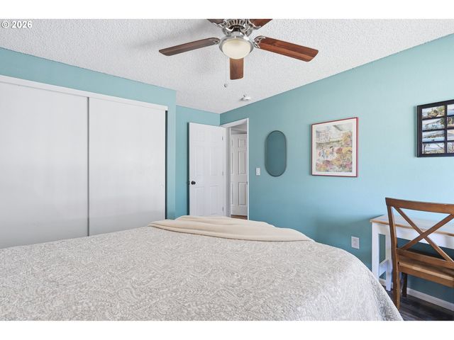 20190 Sw IMPERIAL St, Beaverton, OR 97003