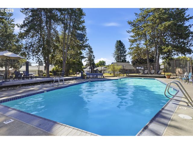 20190 Sw IMPERIAL St, Beaverton, OR 97003
