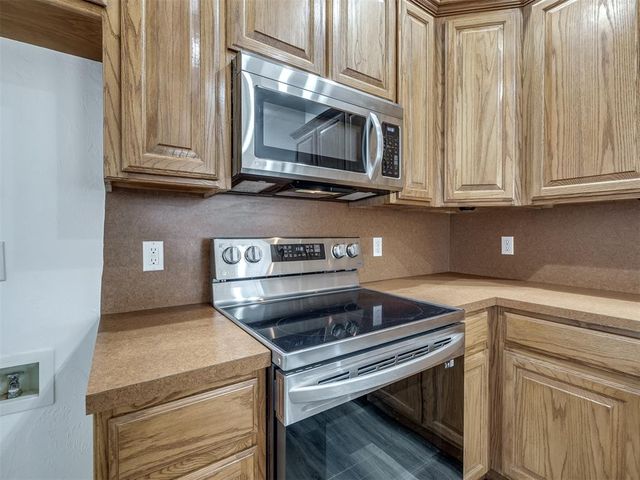 896 County Street 2941, Tuttle, OK 73089
