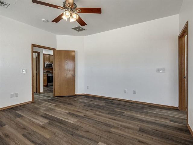 896 County Street 2941, Tuttle, OK 73089