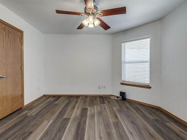 896 County Street 2941, Tuttle, OK 73089