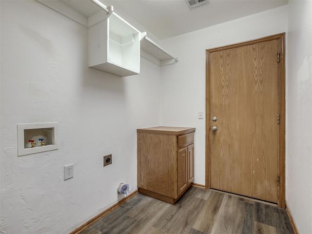 896 County Street 2941, Tuttle, OK 73089