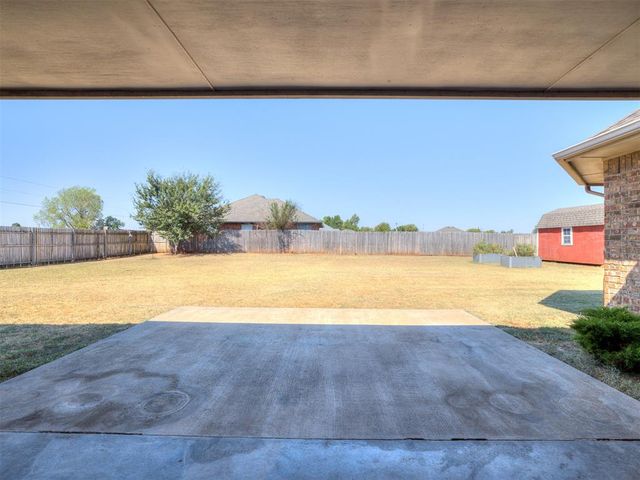 896 County Street 2941, Tuttle, OK 73089