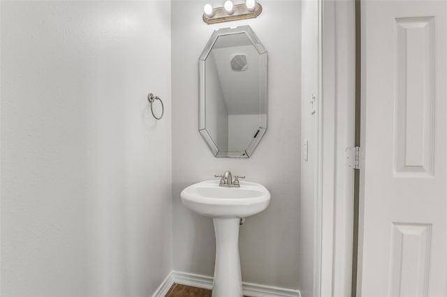 16223 Pinon Vista Drive, Houston, TX 77095