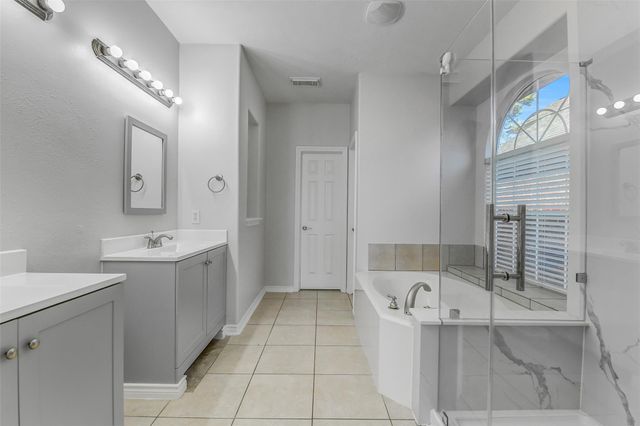 16223 Pinon Vista Drive, Houston, TX 77095