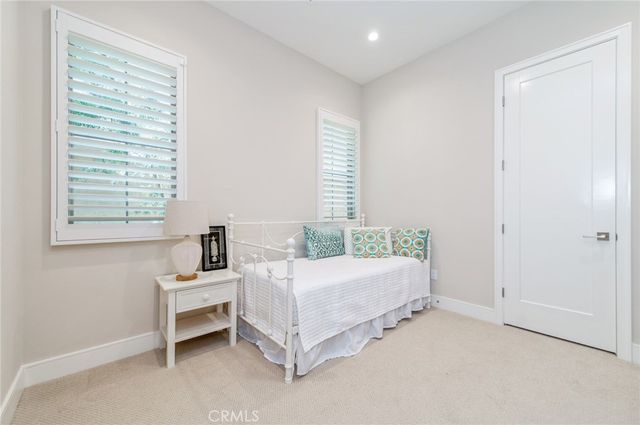 119 White Jasmine, Irvine, CA 92618