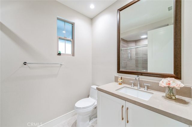 119 White Jasmine, Irvine, CA 92618